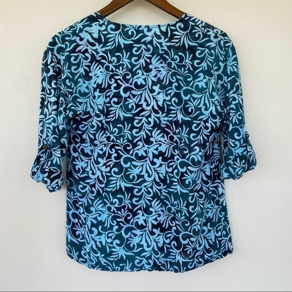 Mexicali Blues tie front top, coverup with roll tab sleeves - Picture 6 of 11